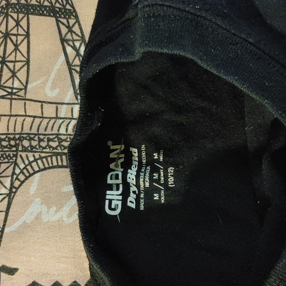 T-shirt - Picture 2 of 2